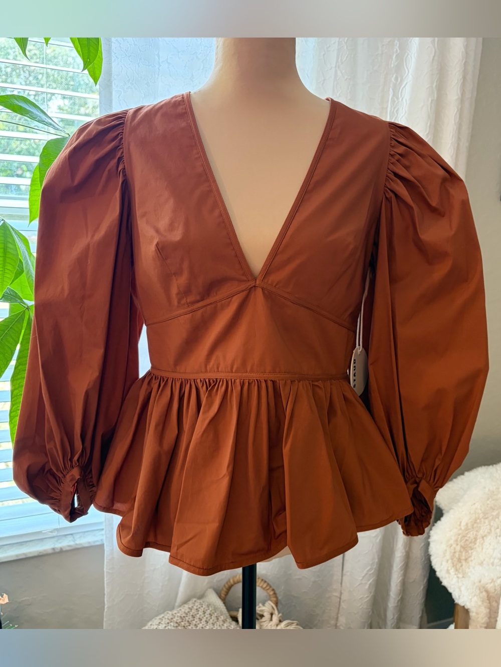 STAUD Luna Top   Peplum V-Neck Blouse - Women size 10 new with tags